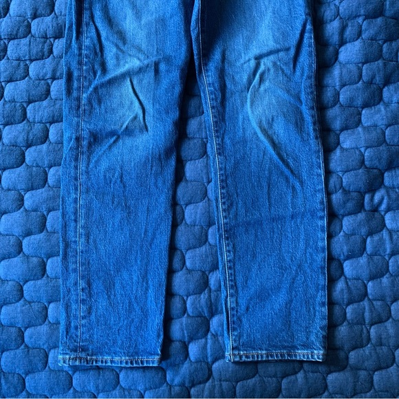 Levi’s Wedgie Straight dark wash jeans - Picture 4 of 11